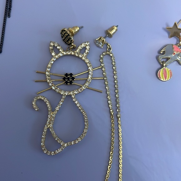 Earrings - Picture 4 of 5